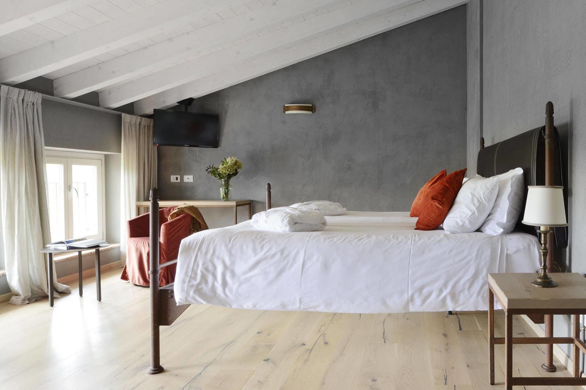 Relais Rossar Boutique Hotel Garda&Hills Costermano Extérieur photo